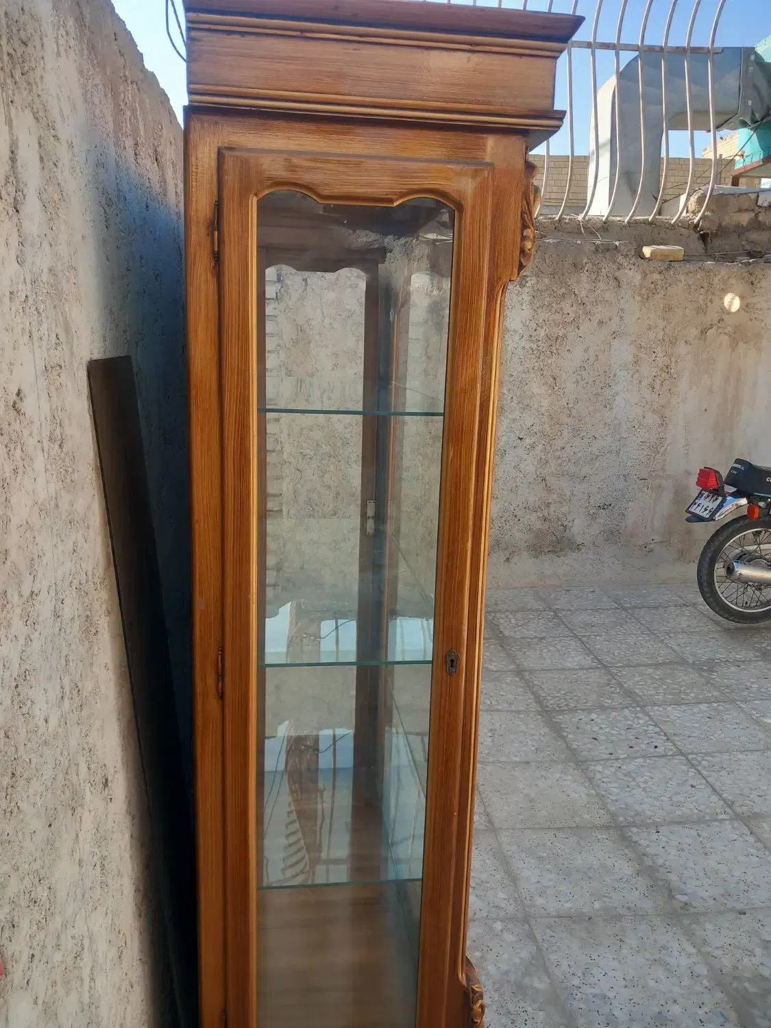 ویترین و میز تلویزیون|بوفه، ویترین، کنسول|خمینی‌شهر, |دیوار