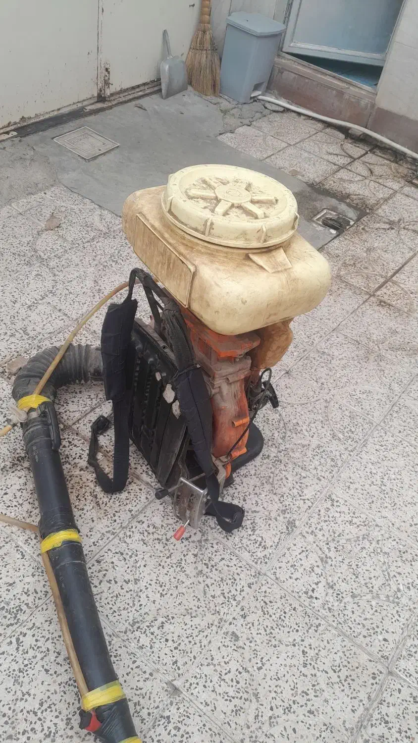 موتور سم‌پاش پشتی|ماشین‌آلات صنعتی|پارس‌آباد, |دیوار