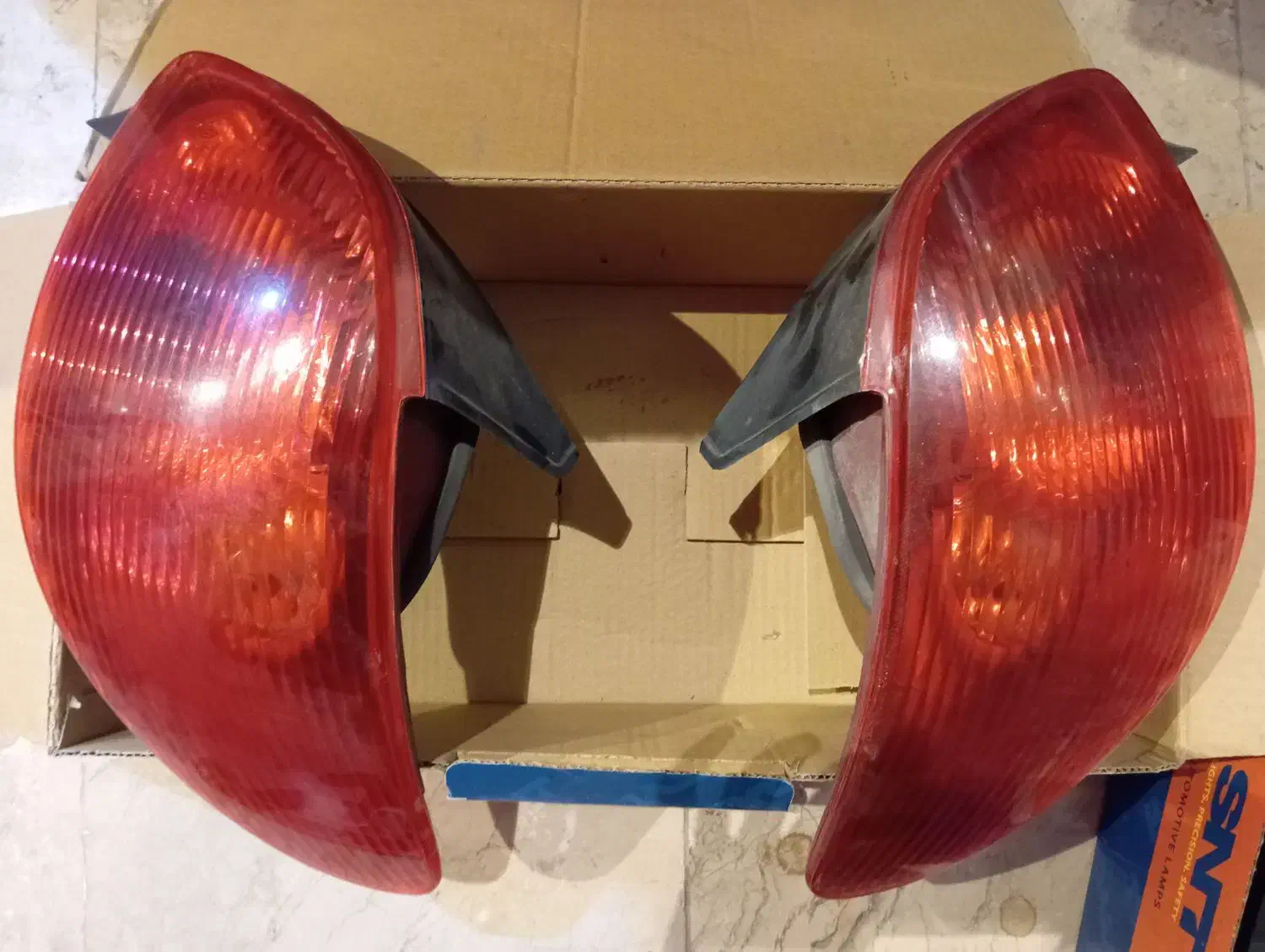 چراغ ۲۰۶|قطعات یدکی و لوازم جانبی|تربت جام, والفجر|دیوار