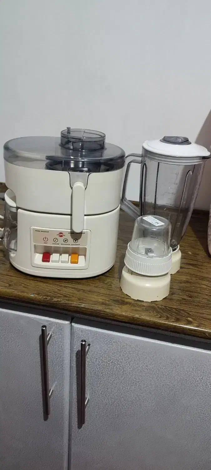 چرخ گوشت وآبمیوه گیری|آبمیوهگیر و آبمرکباتگیر|سنندج, |دیوار