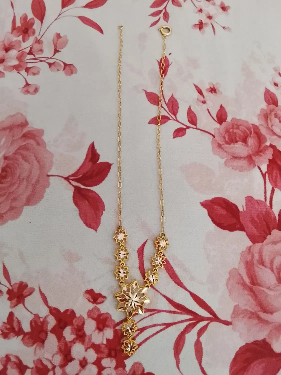 گردنی طلا|جواهرات|آباده, |دیوار