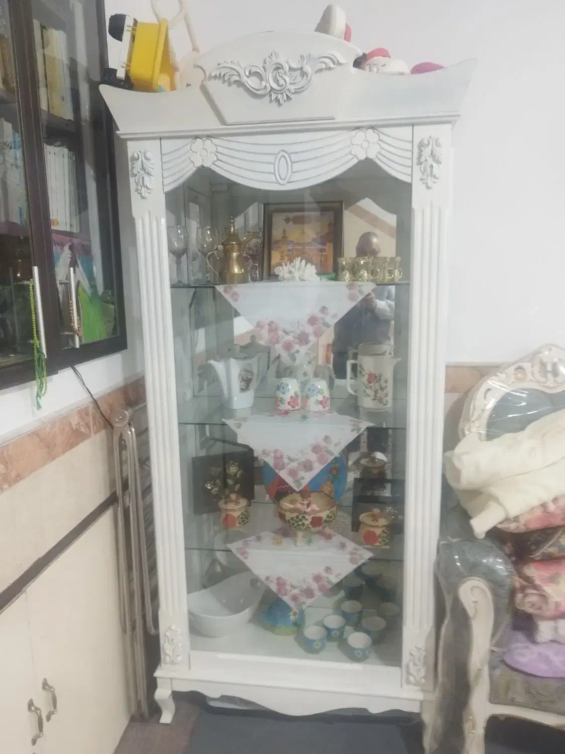 کمدگنجه (ویترین جهت ظروف تزیینی)|جاکفشی، کمد، دراور|قم, بنیاد|دیوار