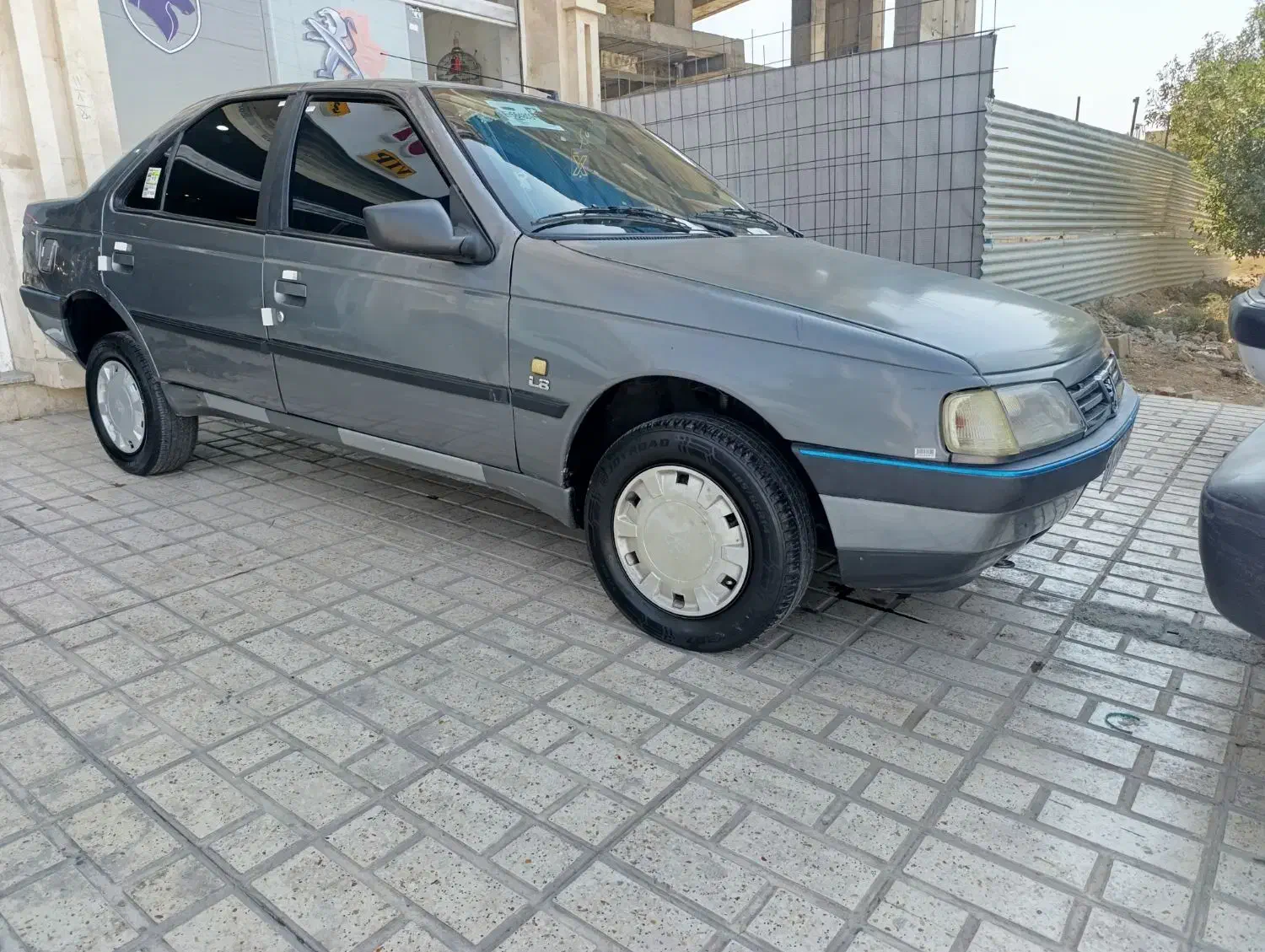 پژو 405مدل89دوگانه شرکت|خودرو سواری و وانت|شیراز, ارم|دیوار