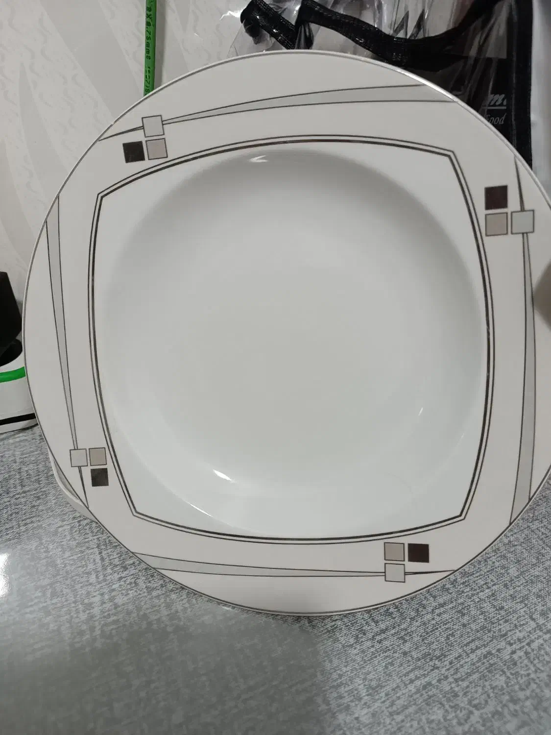 چینی زرین|ظروف سرو و پذیرایی|قم, علی آباد سعدگان|دیوار