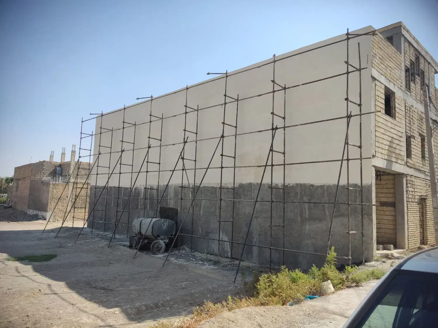 سیمان زنی کاشی کاری بنایی|خدمات پیشه و مهارت|اصفهان, کوی امیریه|دیوار