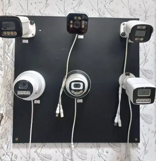 نصب سریع دوربین مداربسته با بهترین قیمت|دوربین مداربسته|سنندج, |دیوار