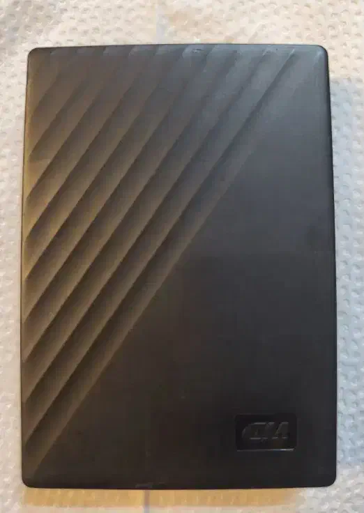 هارد اکسترنال ۴ ترابایت WD وسترن|قطعات و لوازم جانبی رایانه|قرچک, باقرآباد|دیوار