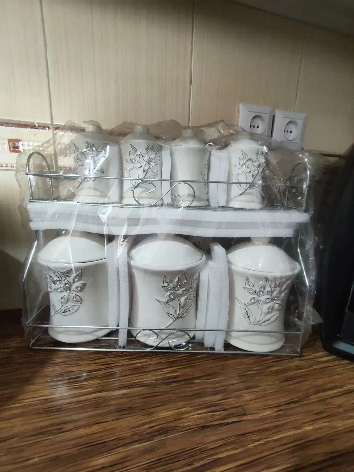 پارسماوری چینی نو اصلا استفاده نکردم|ظروف سرو و پذیرایی|قم, پردیسان|دیوار