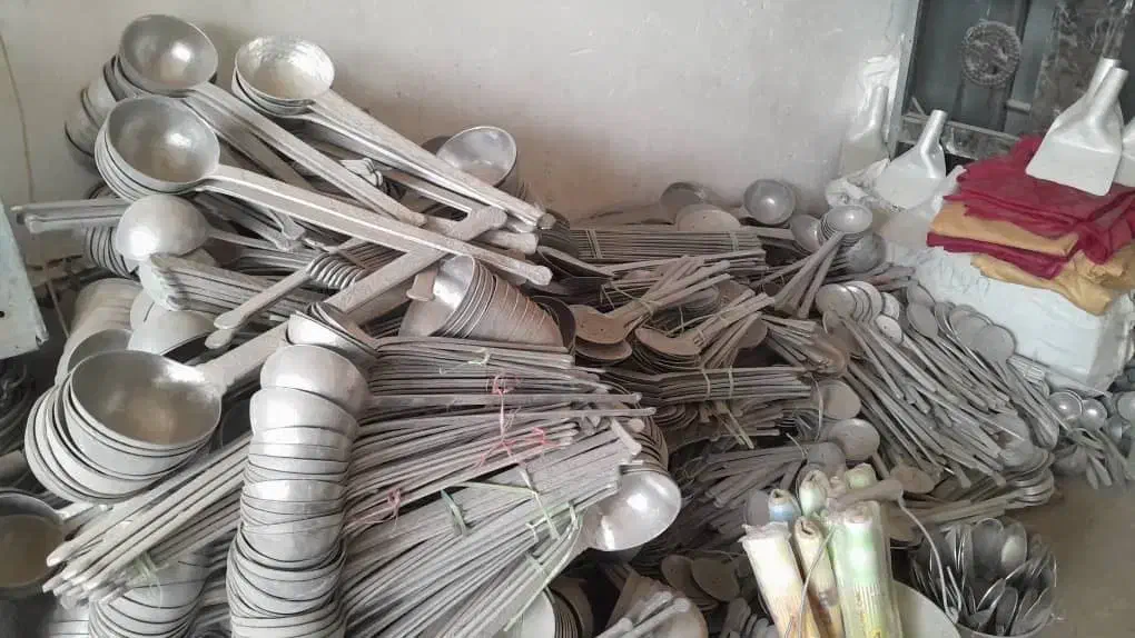 تمام ظروف زیر قیمت بازار|ظروف پخت‌وپز|بندرعباس, |دیوار