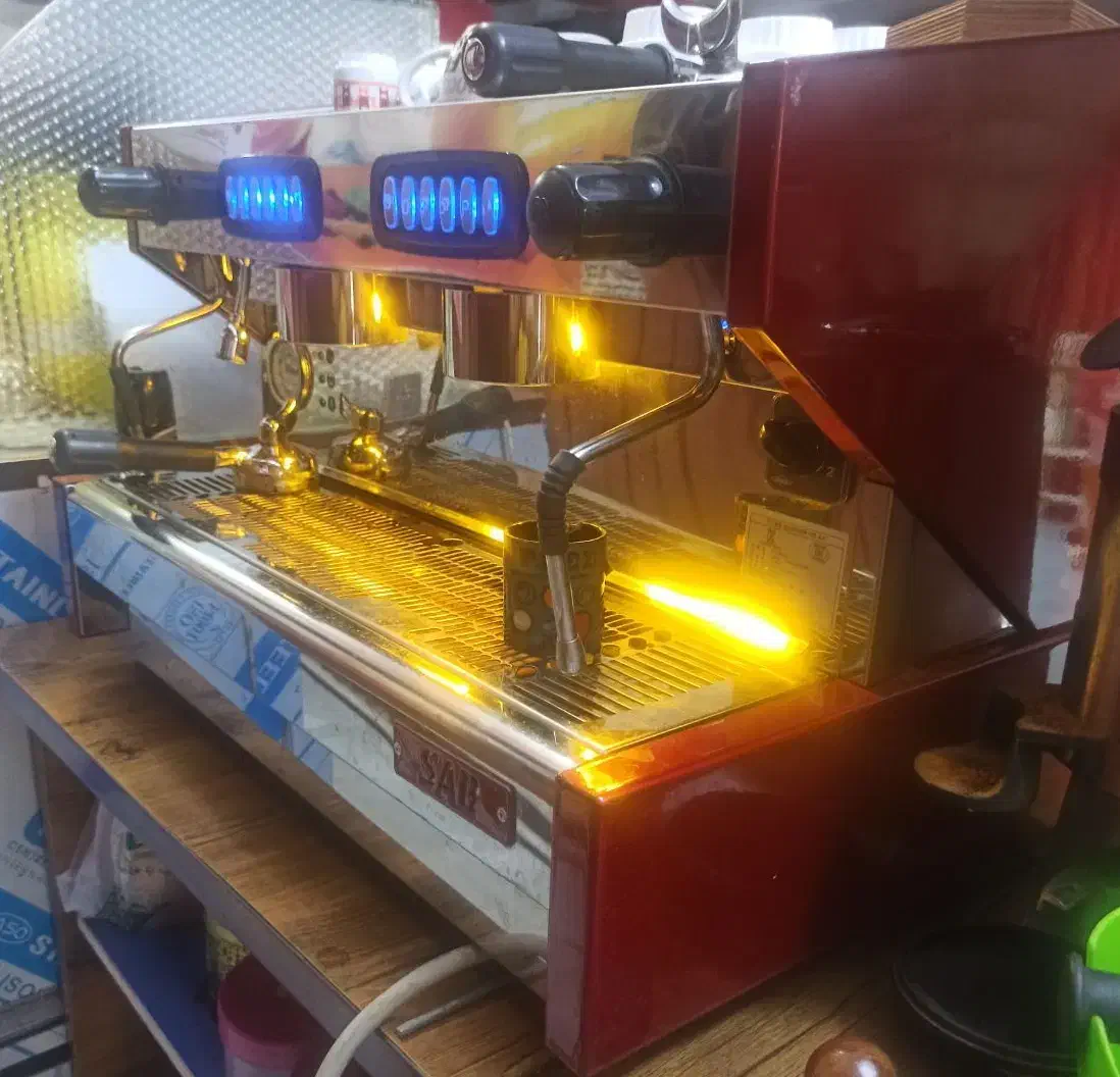 دستگاه قهوه ساز صنعتی دوگروپ ساب|کافی‌شاپ و رستوران|لنجان, |دیوار