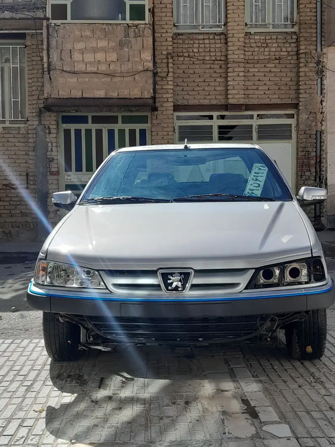 پژو پارس نقرایی ۸۲|خودرو سواری و وانت|کرمانشاه, |دیوار