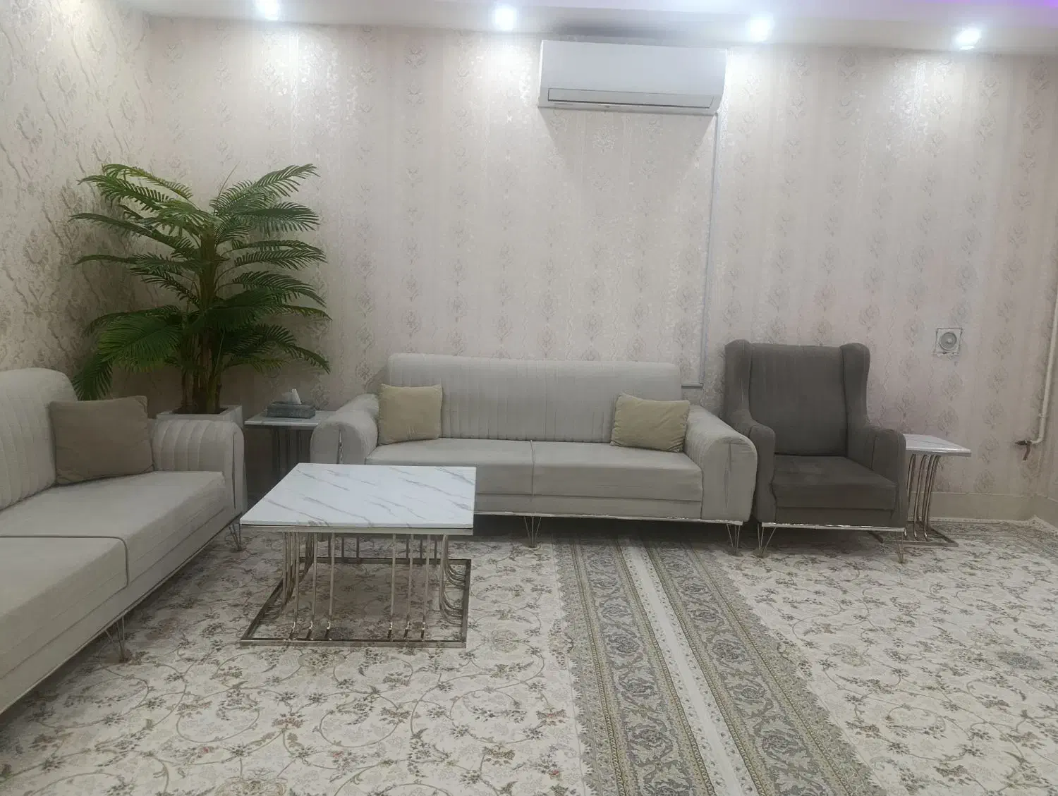 مبل و میز عسلی|مبلمان خانگی و میز عسلی|سنندج, |دیوار