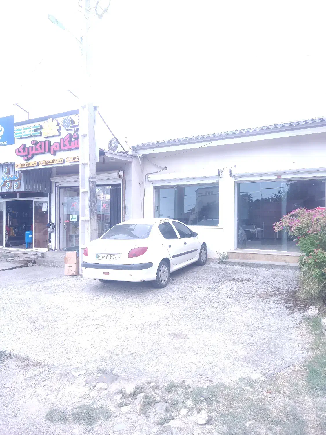 مغازه تجاری فروشی با عرض ۶متر کمربندی ونوش|فروش مغازه و غرفه|نوشهر, |دیوار