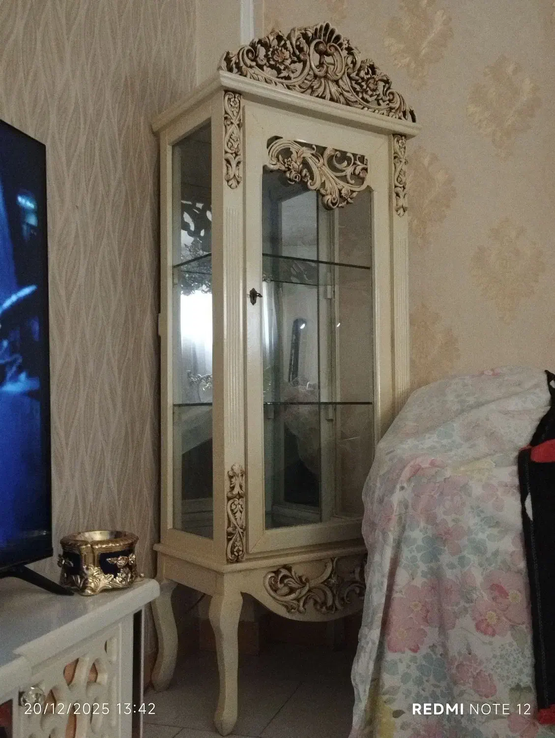 بوفه تمیز وسالم 800  مقطوع|بوفه، ویترین، کنسول|رشت, چمارسرا|دیوار