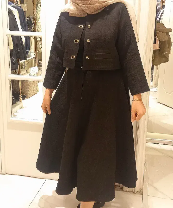 اجاره لباس  مجلسی پنلی|لباس|ری, سیزده آبان|دیوار