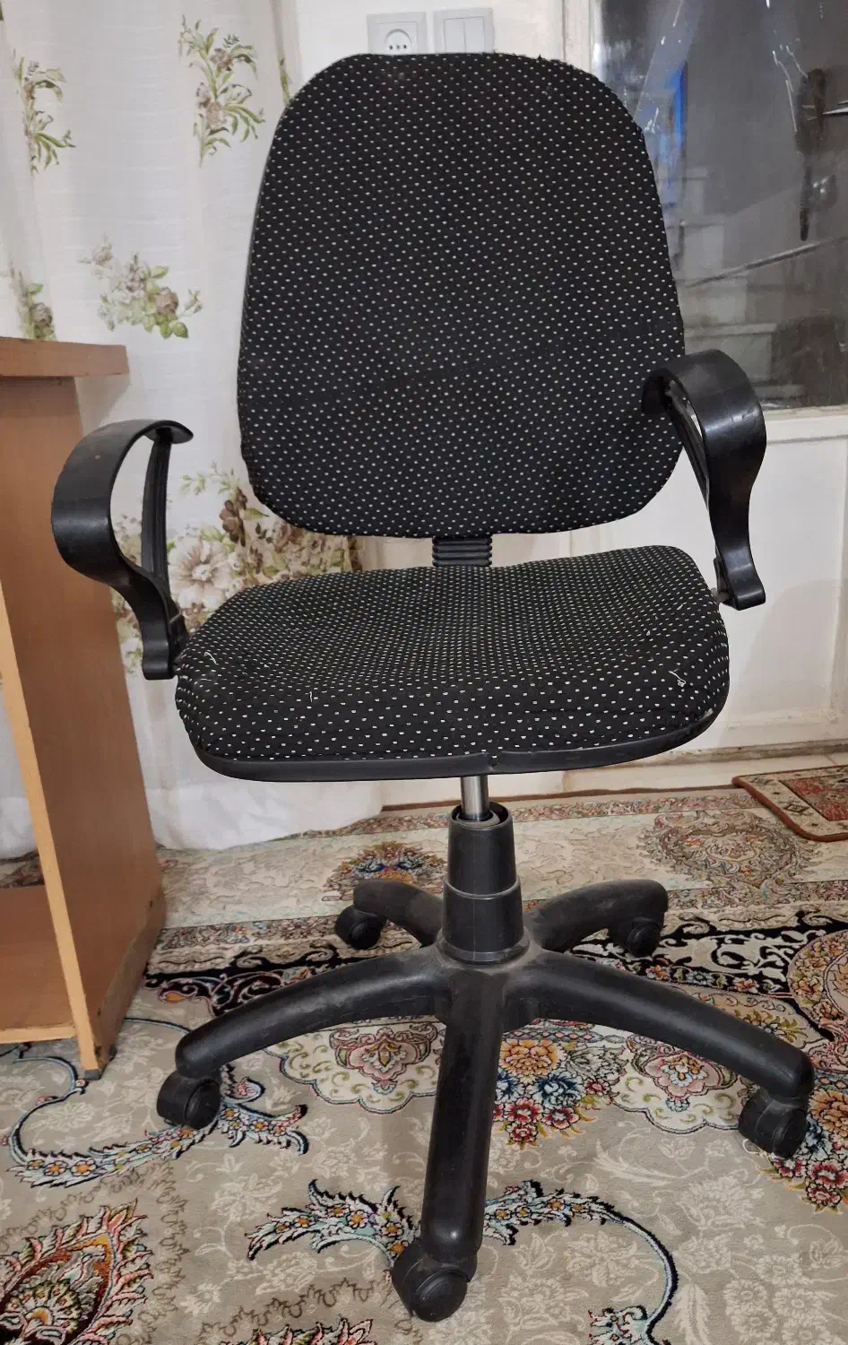 میز کامپیوتر و صندلی|میز تحریر و کامپیوتر|آران و بیدگل, |دیوار