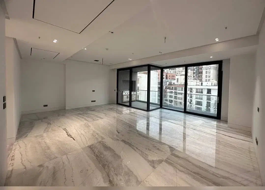 ۲۱۰متر ۳خواب شمال کاخ نئوکلاسیک فول مشاعات۳پارکینگ