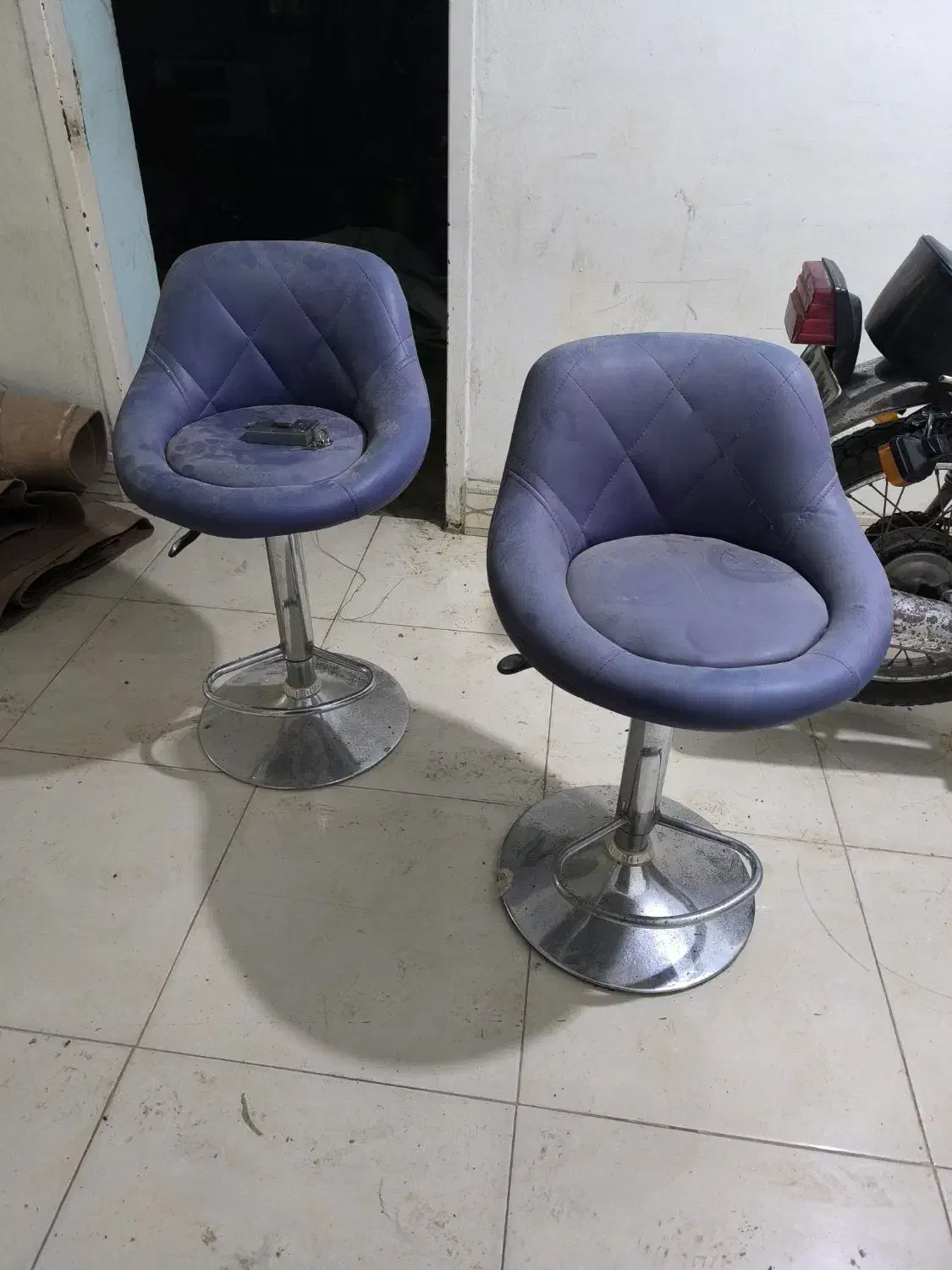 صندلی اپن|صندلی و نیمکت|کنارک, |دیوار