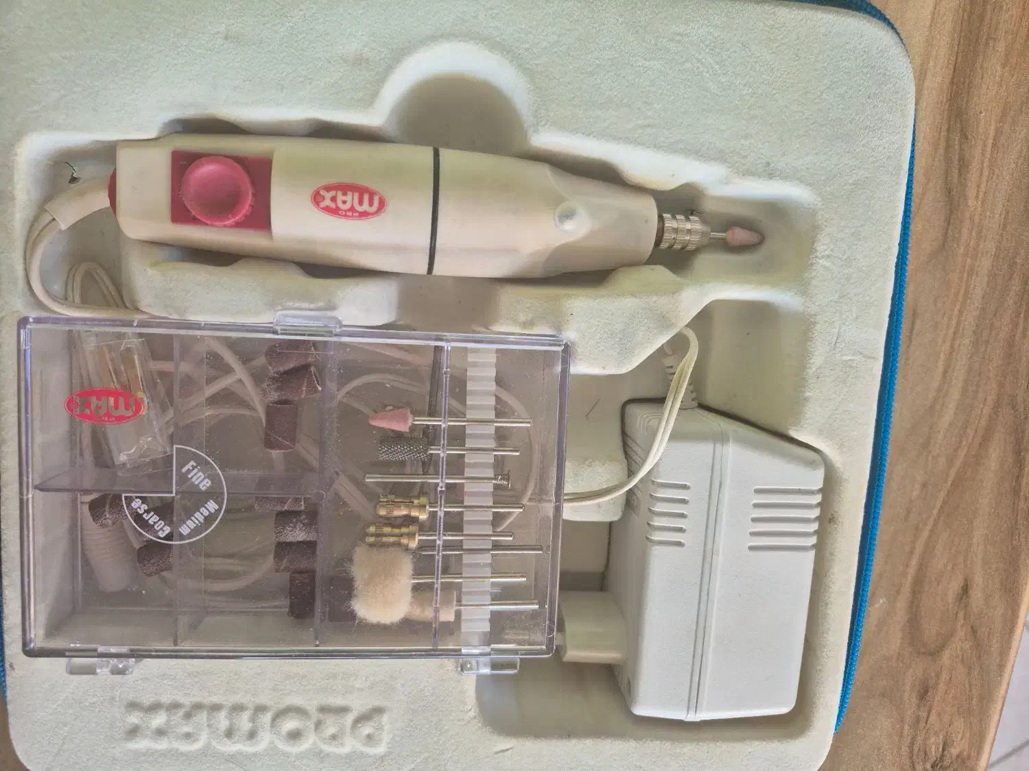 سوهان برقی ودستگاه یووی زیر قیمت|آرایشگاه و سالنهای زیبایی|ملکآباد, |دیوار