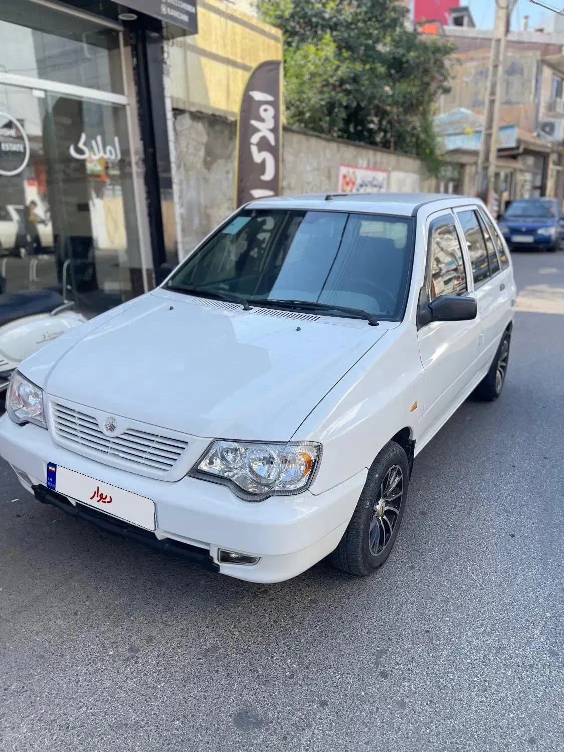 ۱۱۱مدل ۹۸ در حد|خودرو سواری و وانت|رشت, نظری|دیوار