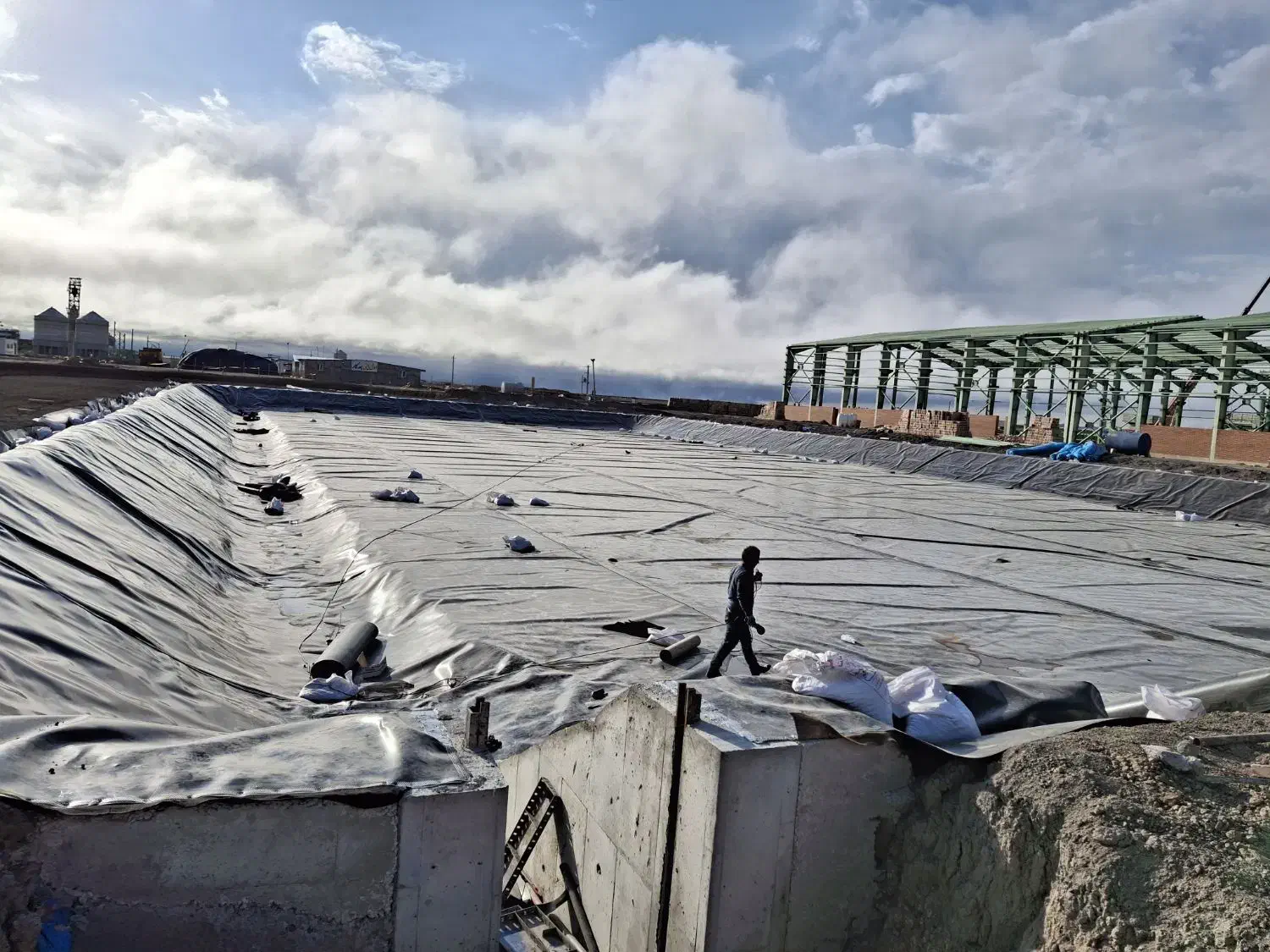 فروش و اجرای ژئوممبران و ژئوتکستایل|خدمات پیشه و مهارت|مشگین شهر, |دیوار