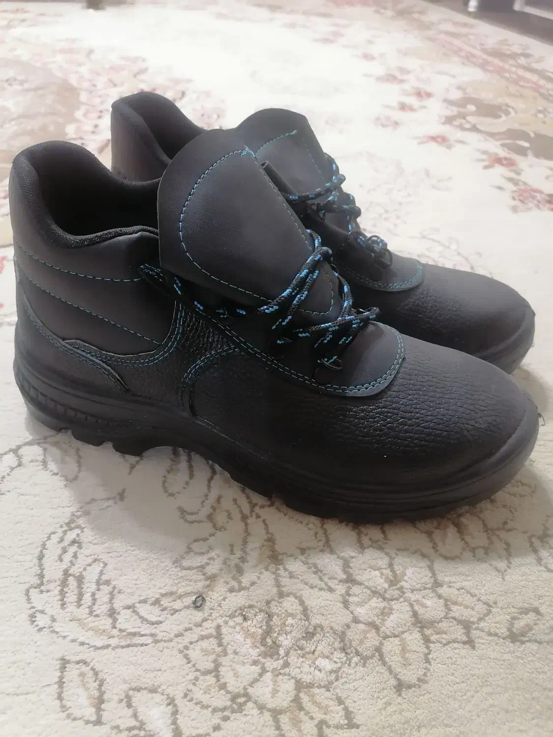 کفش کارایمنی نوسایز۴۳|کیف، کفش، کمربند|نجف‌آباد, فاز ۴ شهرک آزادگان|دیوار