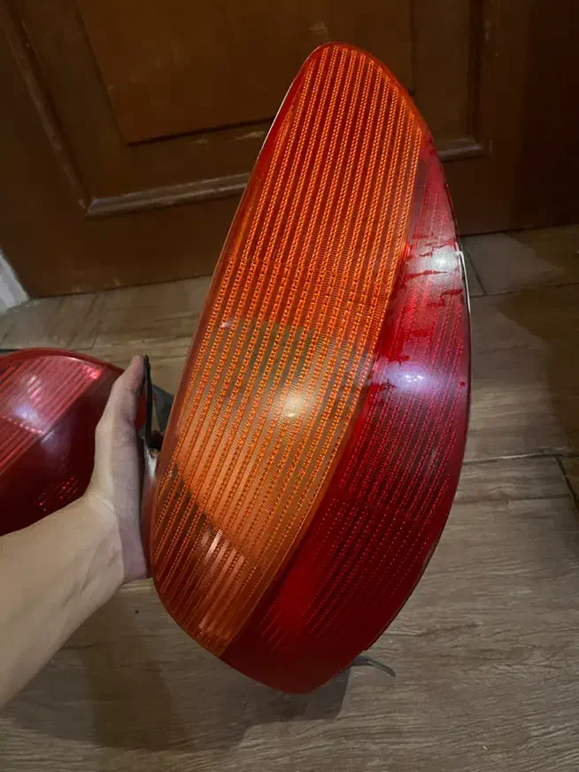 چراغ عقب ۲۰۶|قطعات یدکی و لوازم جانبی|رشت, توشیبا|دیوار