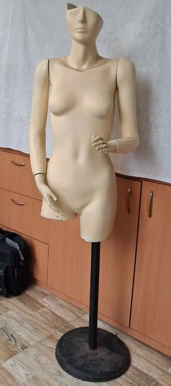 مانکن|حراج|رشت, سیا اسطلخ|دیوار