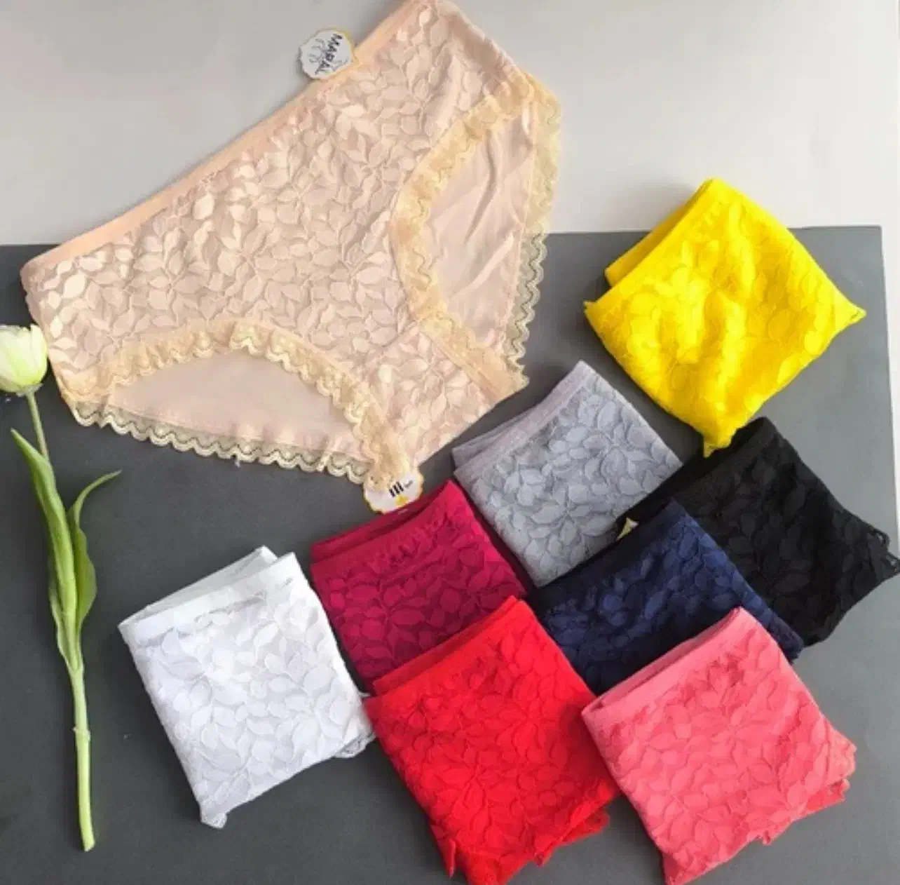 لباس زیر|لباس|رشت, حمیدیان|دیوار