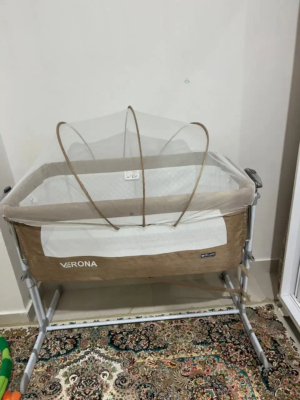 گهواره دلیجان اکبند|تخت و صندلی بچه|ارومیه, |دیوار