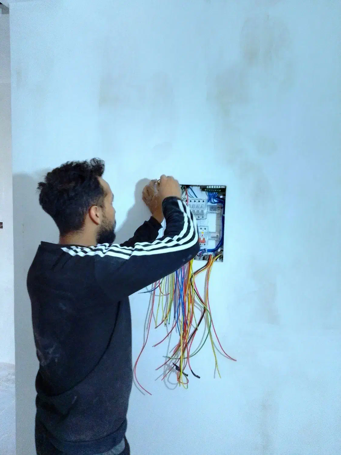 خدمات برق و نورپردازی|خدمات پیشه و مهارت|اسلامشهر, مطهری|دیوار