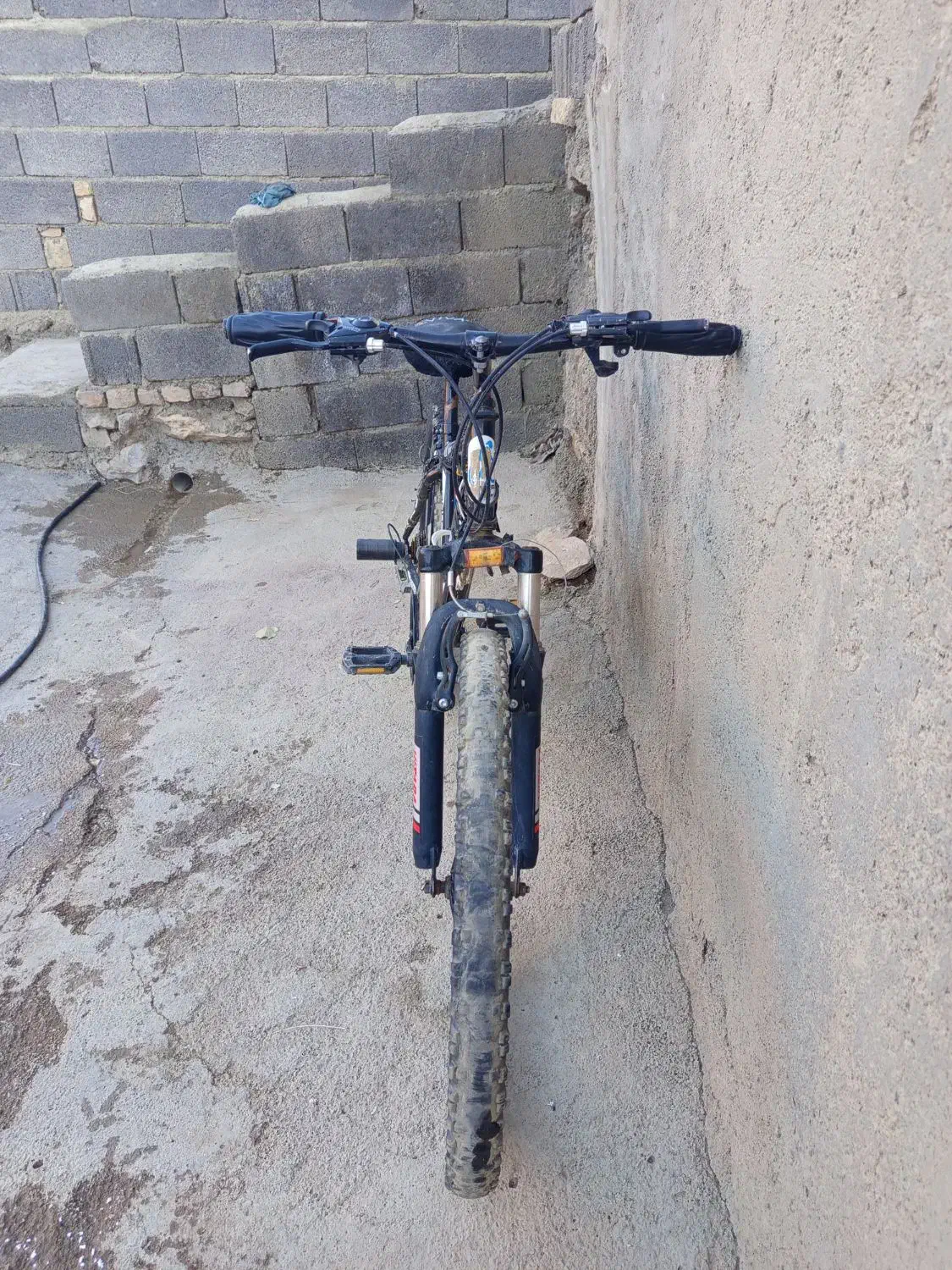 دوچرخه26|دوچرخه، اسکیت، اسکوتر|باوله, |دیوار