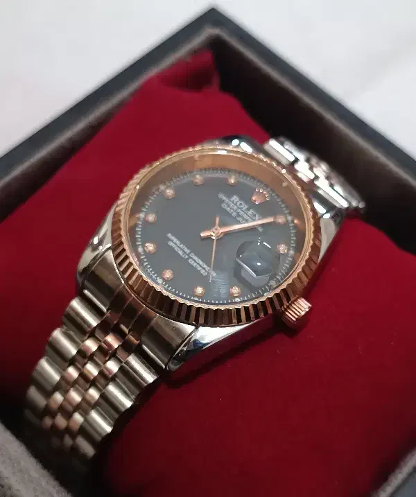 ساعت رولکس|ساعت|کاشان, باهنر|دیوار