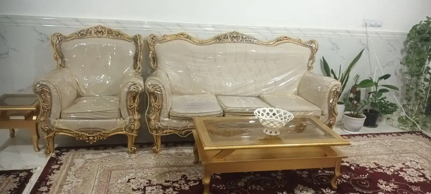 مبل سلطنتی ۷نفره|مبلمان خانگی و میز عسلی|قزوین, |دیوار