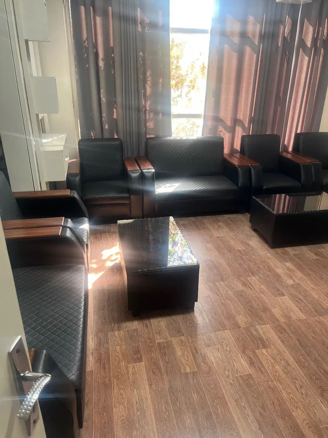 اجاره دفتر کار ساعتی|اجارهٔ کوتاهمدت دفتر کار و فضای آموزشی|تهران, سنائی|دیوار