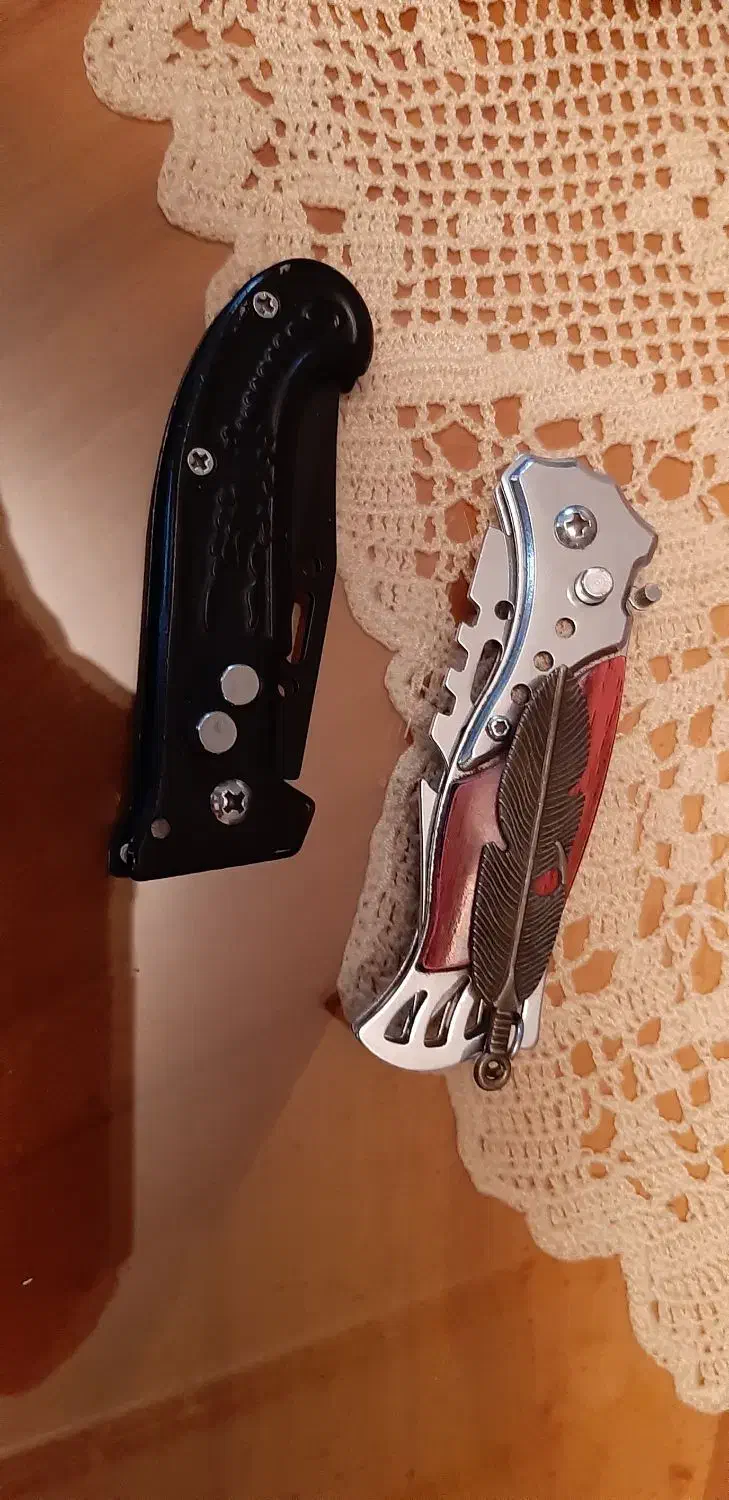 تسبیح عقیق  و کهربا و چاقو|کلکسیون اشیاء عتیقه|اردبیل, |دیوار