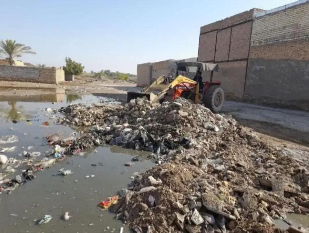 تراکتر جهت نخاله برداری خاک برداری|خدمات حمل و نقل|شادگان, |دیوار