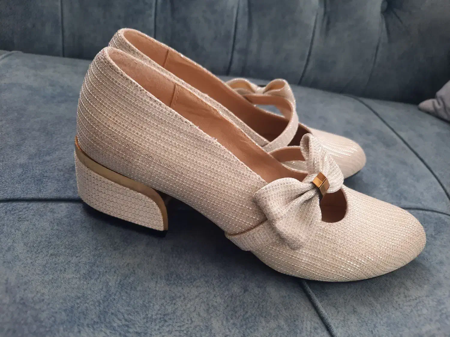 کفش مجلسی|کیف، کفش، کمربند|گناباد, |دیوار