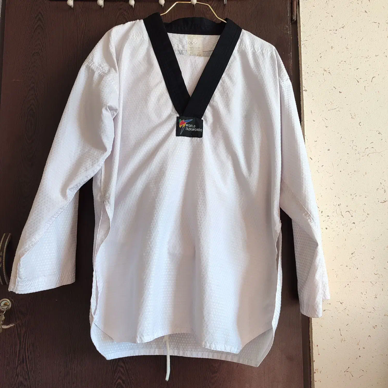 تجهیزات و لباس تکواندو کامل|لباس|صدرا-فارس, فاز ۲|دیوار