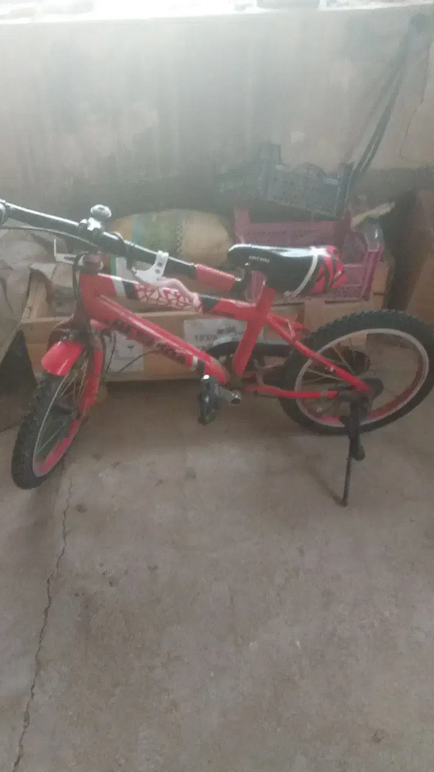 دوچرخه ۱۲.  قیمت 1000000|دوچرخه، اسکیت، اسکوتر|خورموج, |دیوار