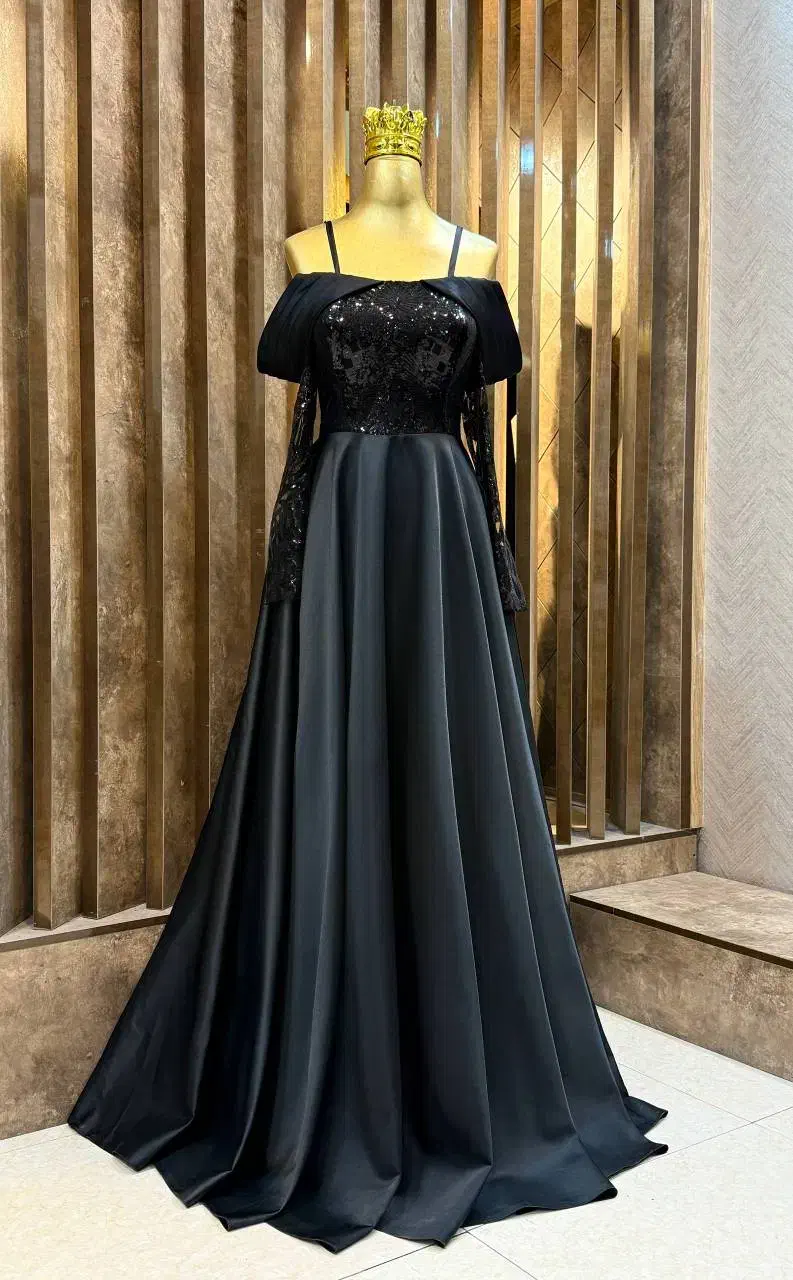 مجلسی جدید|لباس|سبزوار, قاضی زاد|دیوار