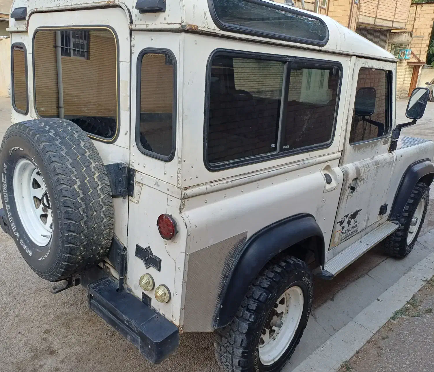 پاژن مدل ۷۷ فابریک فروشی|خودرو سواری و وانت|فارسان, |دیوار