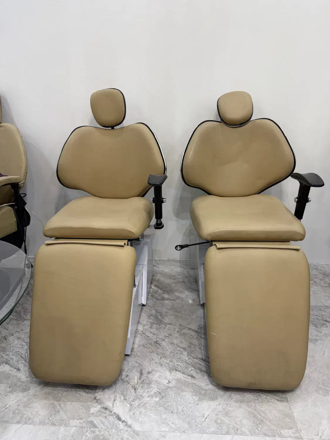 صندلی میکاپ کلاسیک پدالی|آرایشگاه و سالنهای زیبایی|بندر انزلی, شیلات|دیوار