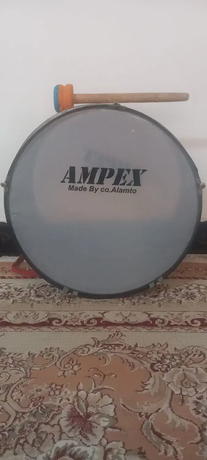 تبل ودسته|درام و پرکاشن|مشکین‌دشت, |دیوار