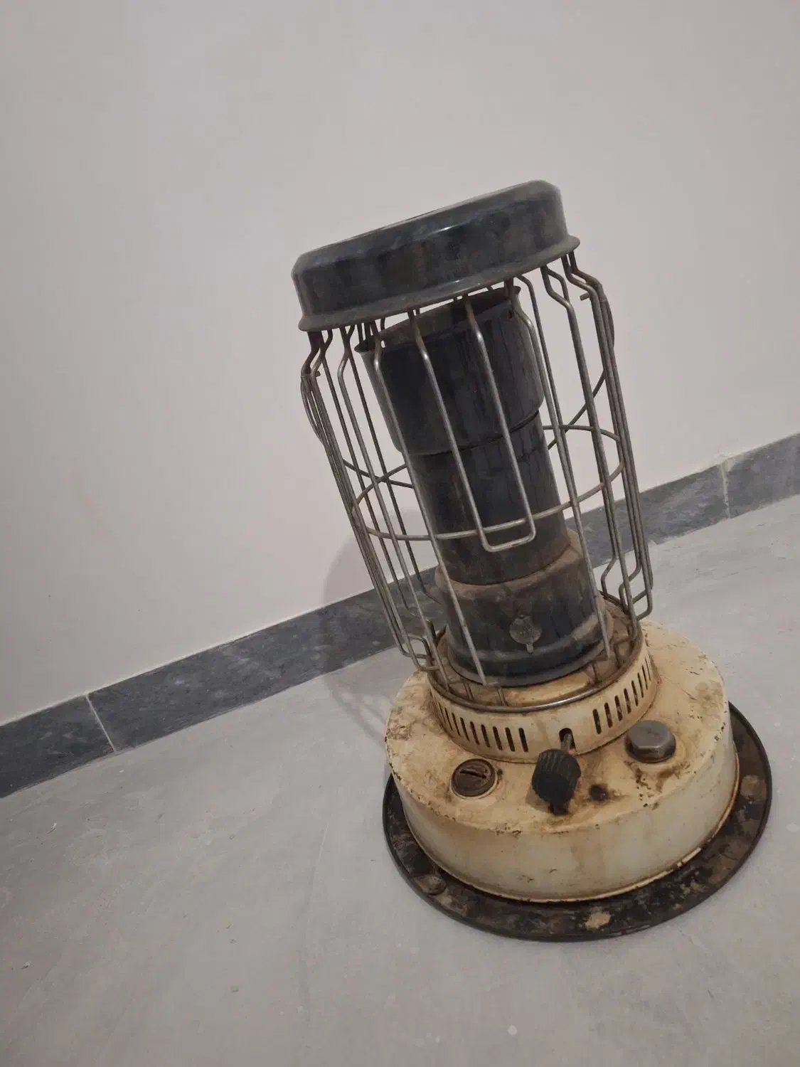 چراغ آترا|کلکسیون اشیاء عتیقه|نظرآباد, شهرک سید جمال الدین|دیوار