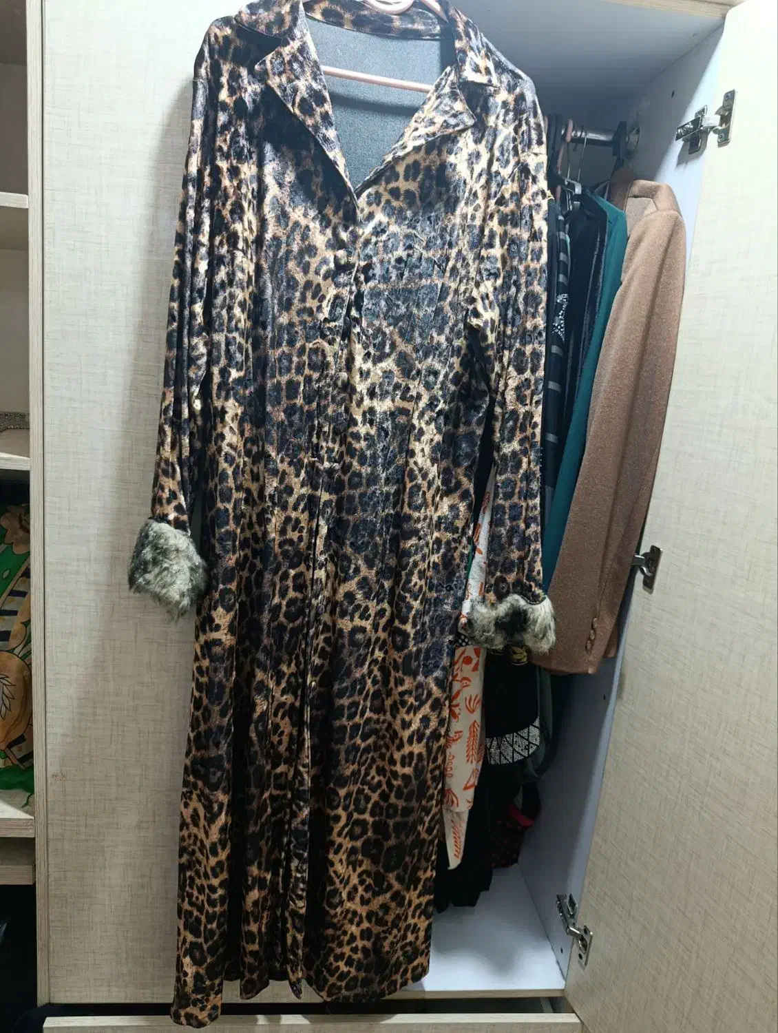 مانتو پاییزی فقط یه تومن|لباس|نسیم‌شهر, |دیوار