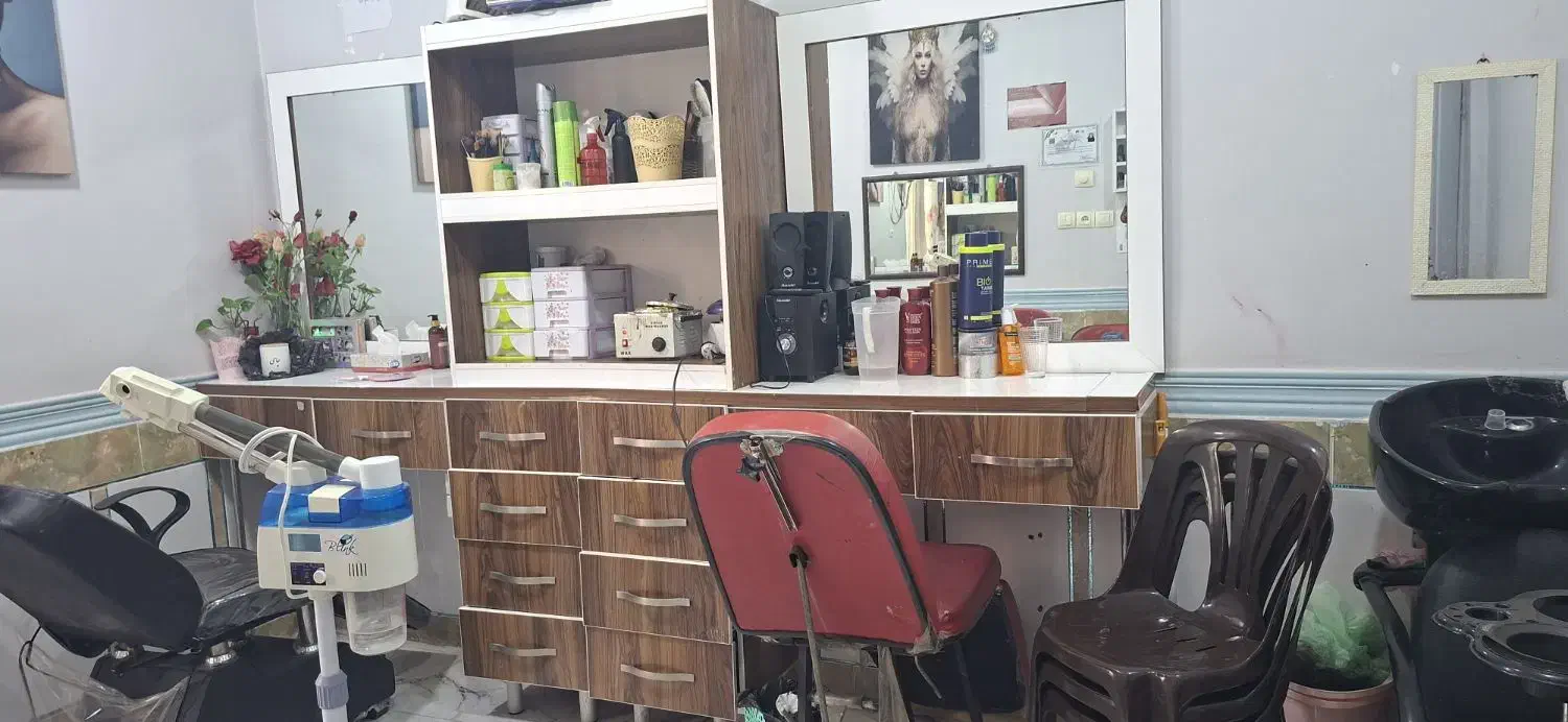 دکور آرایشگاه زنانه|آرایشگاه و سالن‌های زیبایی|باوی, |دیوار