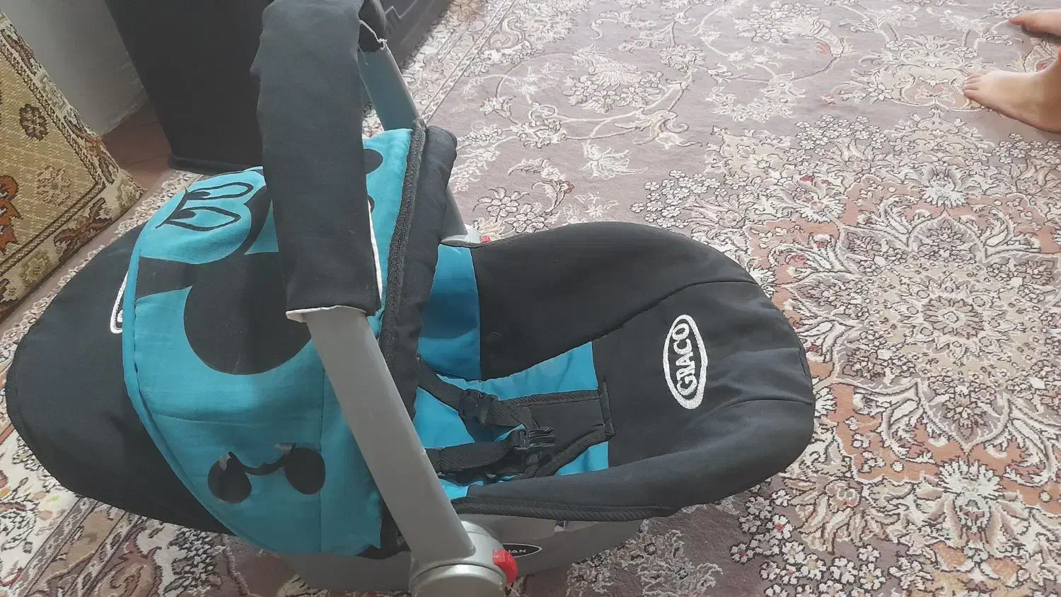 کریر سالم وتمیز هر کس نیاز داره بیادببره|کالسکه و لوازم جانبی|نظرآباد, رسالت|دیوار