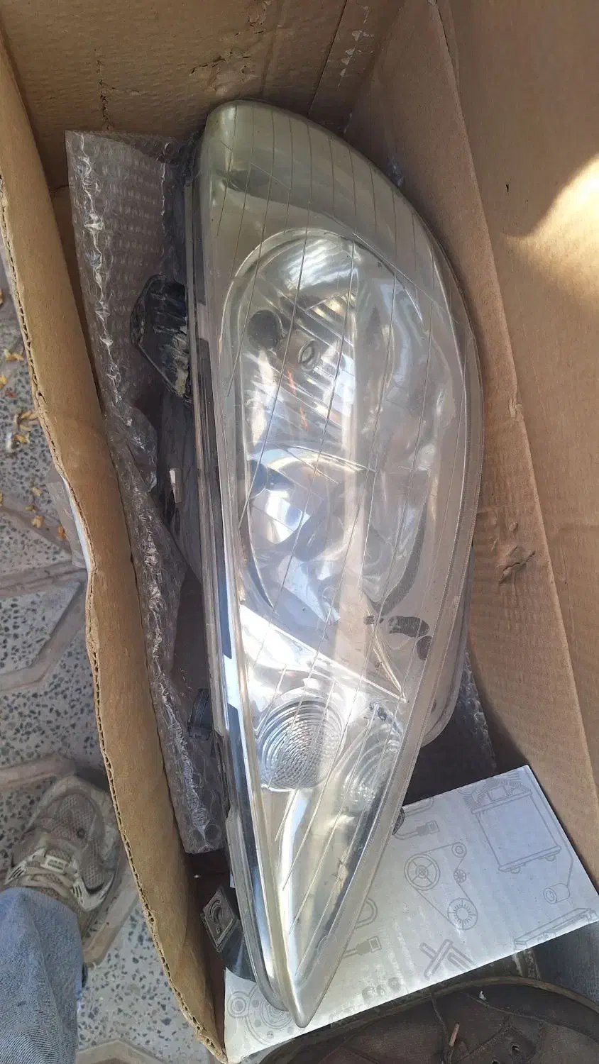یک جفت چراغ جلو ۲۰۶ سالم|قطعات یدکی و لوازم جانبی|تربت جام, یحیی آباد|دیوار