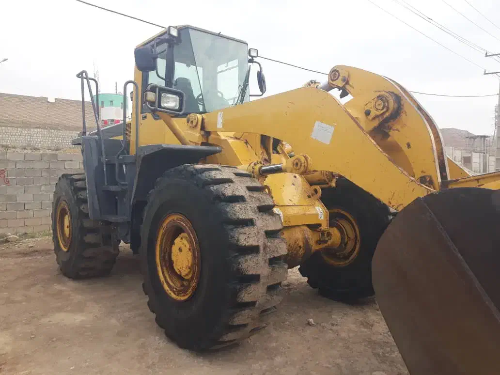 لودر کوماتسو ۴۲۰ مدل ۲۰۰۹|خودرو سنگین|پلدختر, |دیوار